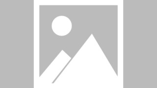 三球：查尔斯-李做主教练的首个赛季任务艰巨 但他做得非常出色